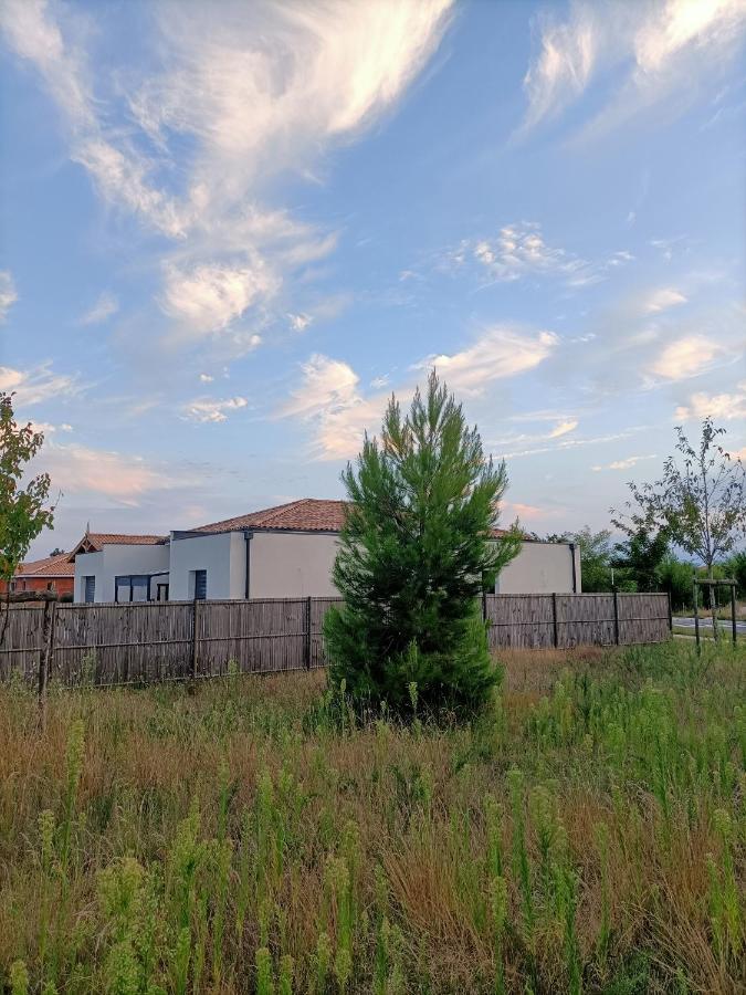 Suite Privative De 28M2 Climatisee, Proche Plage Et Commerces Audenge Εξωτερικό φωτογραφία